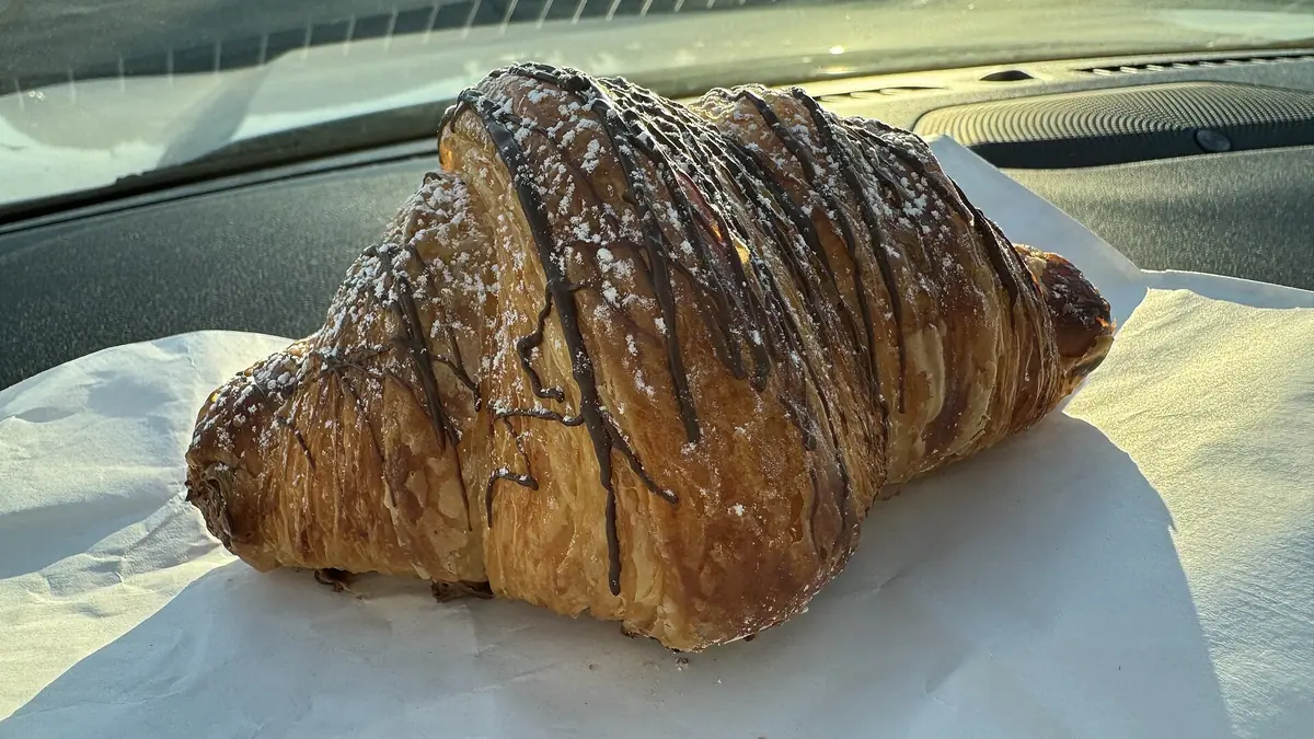 James' Patisserie & Sandwiches – patisserie in Honiton town centre